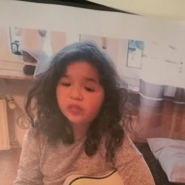 ein 21 jahre altes mädchen aus einem 27 jahre alt