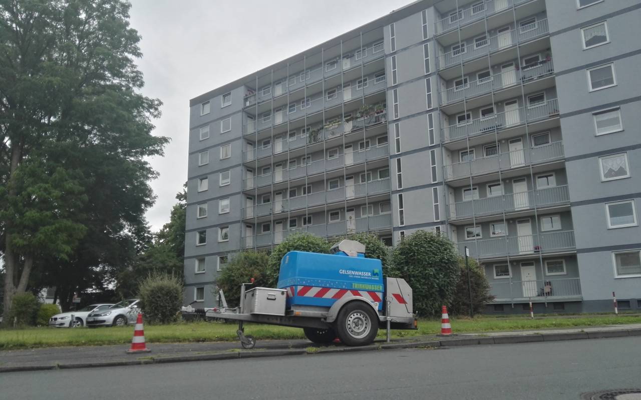 Schaden an Wasserleitung - Antenne Unna