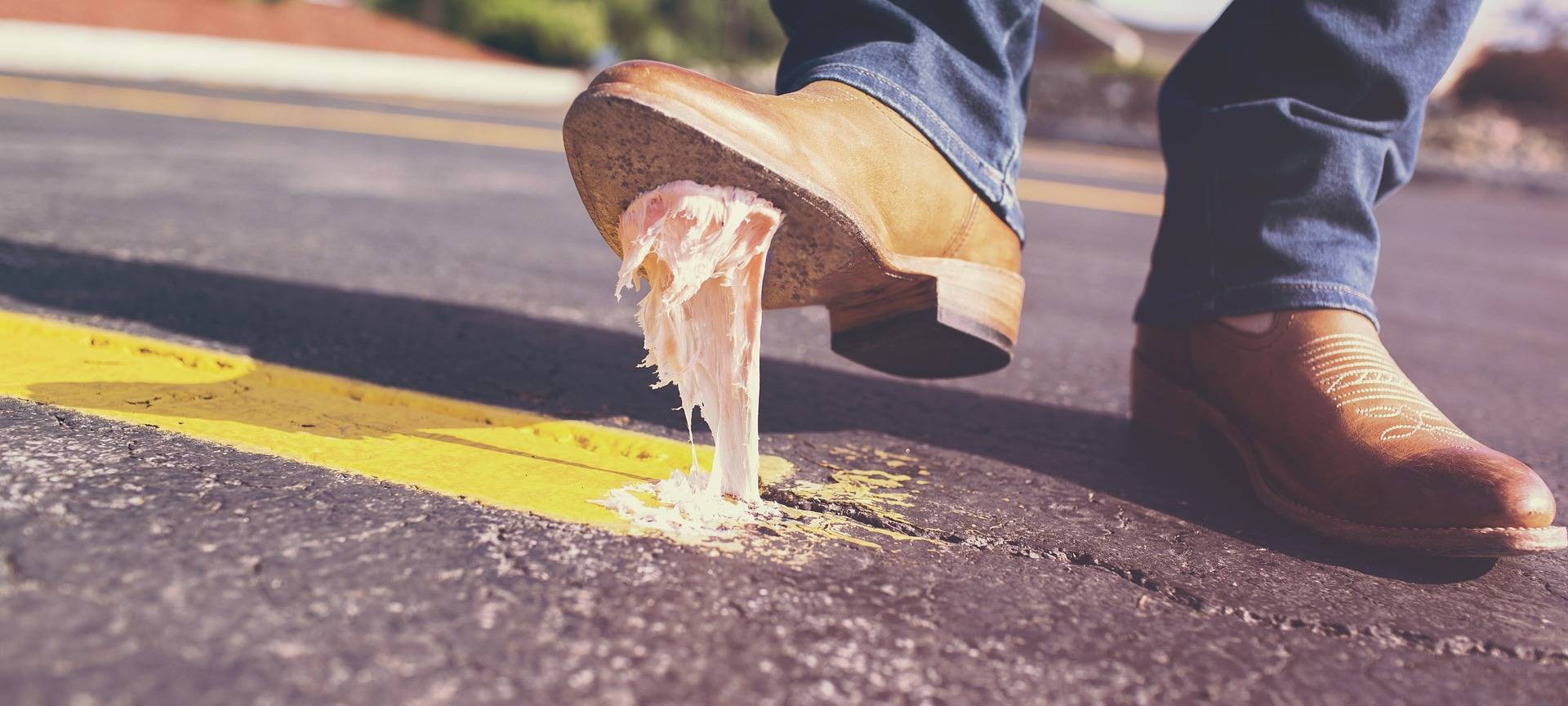 Linke fordert harte Strafen für das Wegwerfen von Kaugummis oder Zigaretten