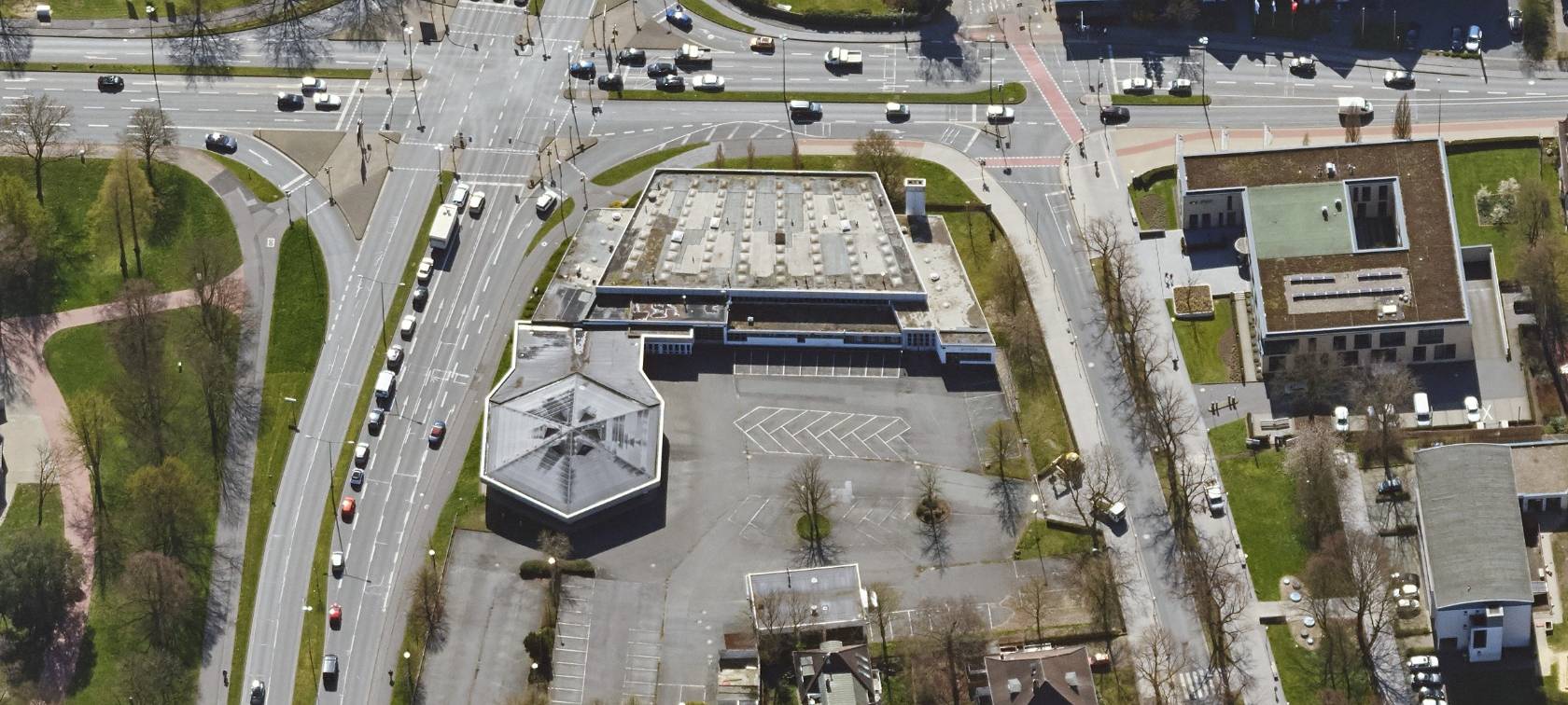 Bauverein übernimmt Ex-Mercedesfläche