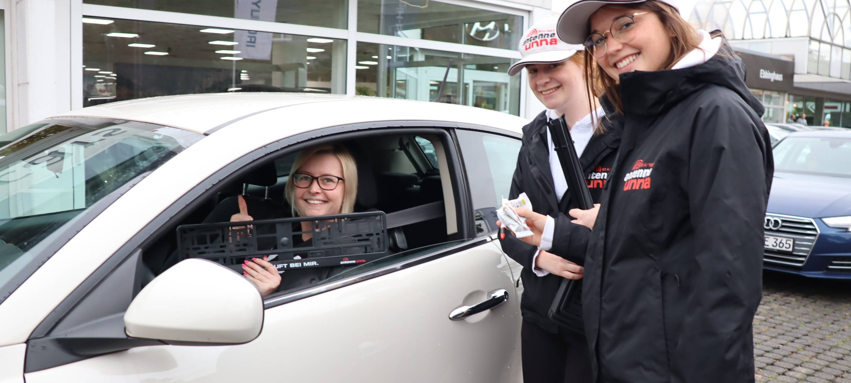 Autowaschen mit Antenne Unna