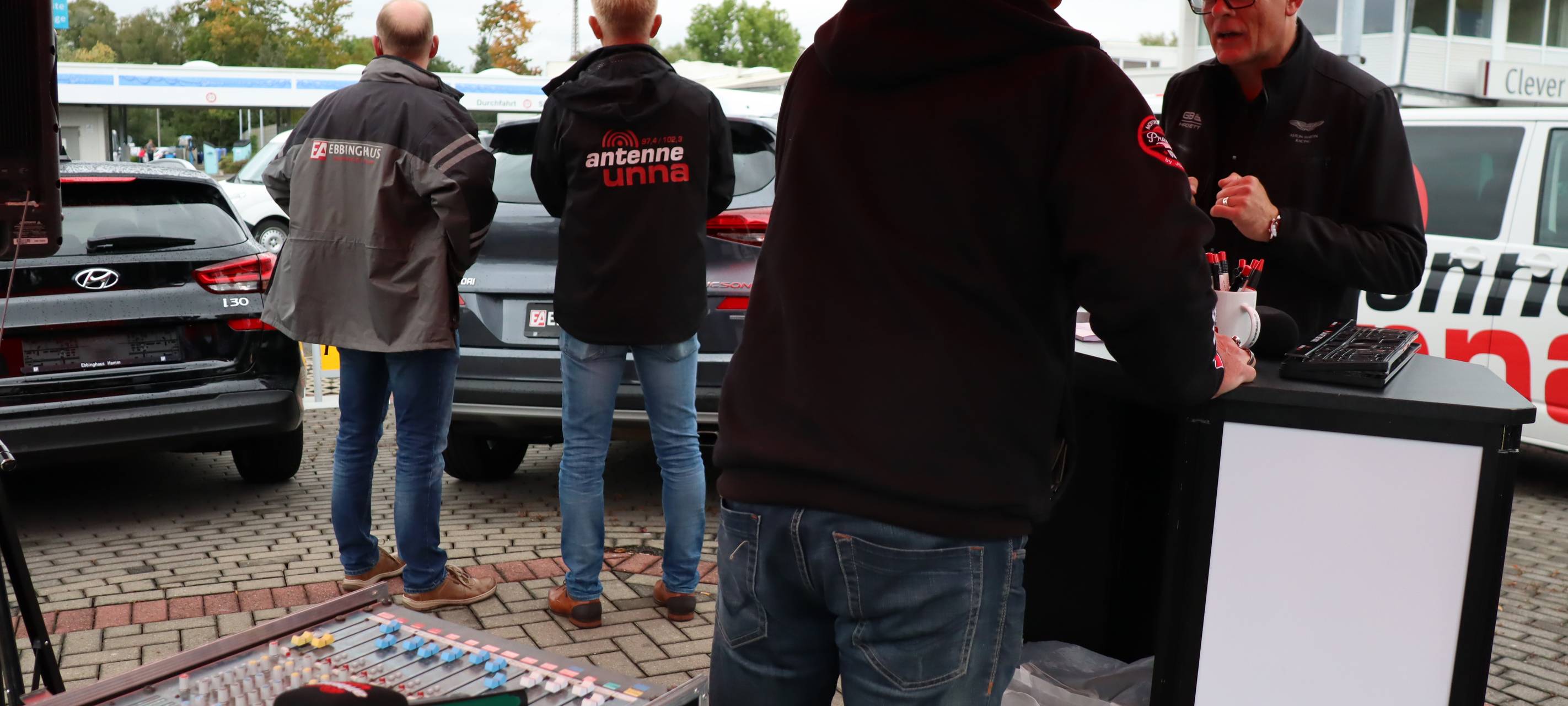 Autowaschen mit Antenne Unna