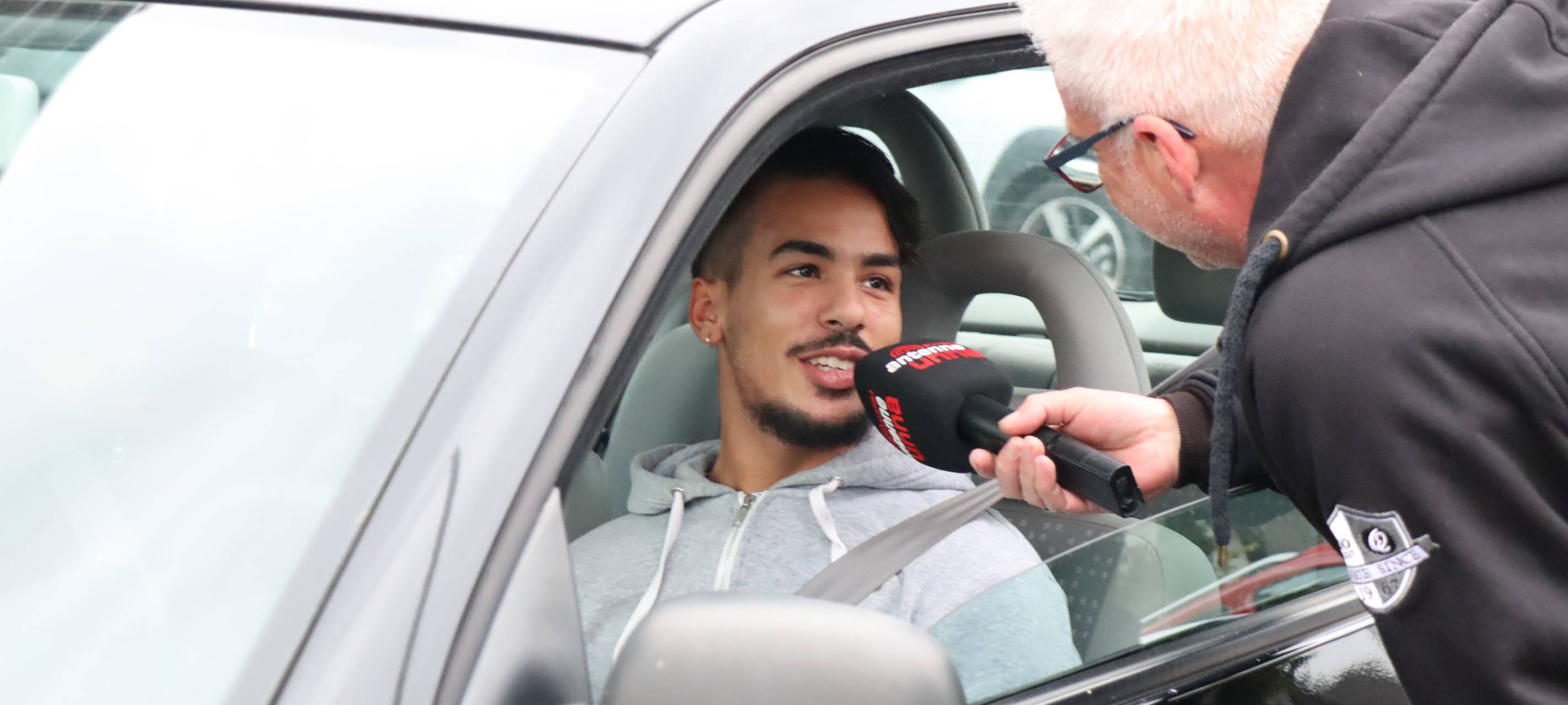 Autowaschen mit Antenne Unna