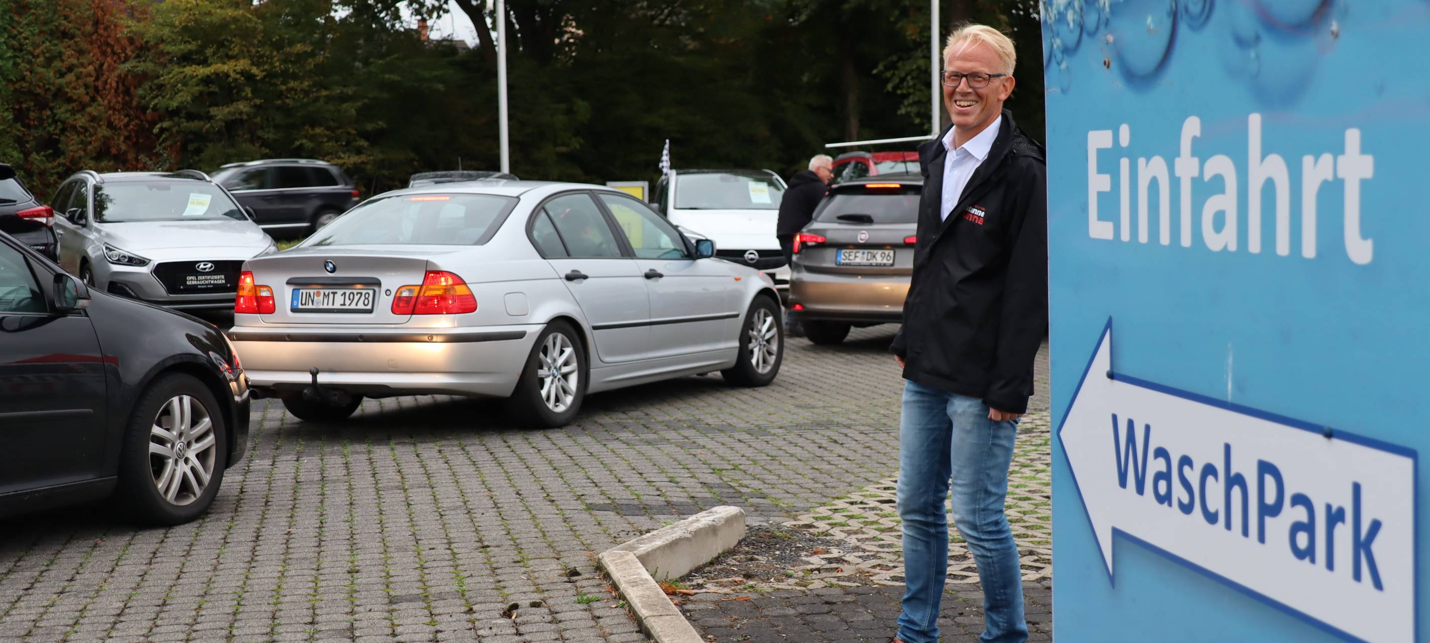 Autowaschen mit Antenne Unna