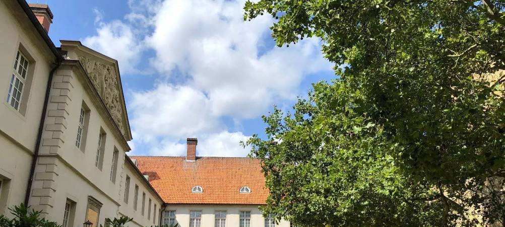 Auf Schloss Cappenberg in Selm wird gerade für einen hochkarätig besetzten deutschen Kinofilm gedreht. Es geht um die Neuverfilmung von Thomas Manns Roman "Bekenntnisse des Hochstaplers Felix Krull".