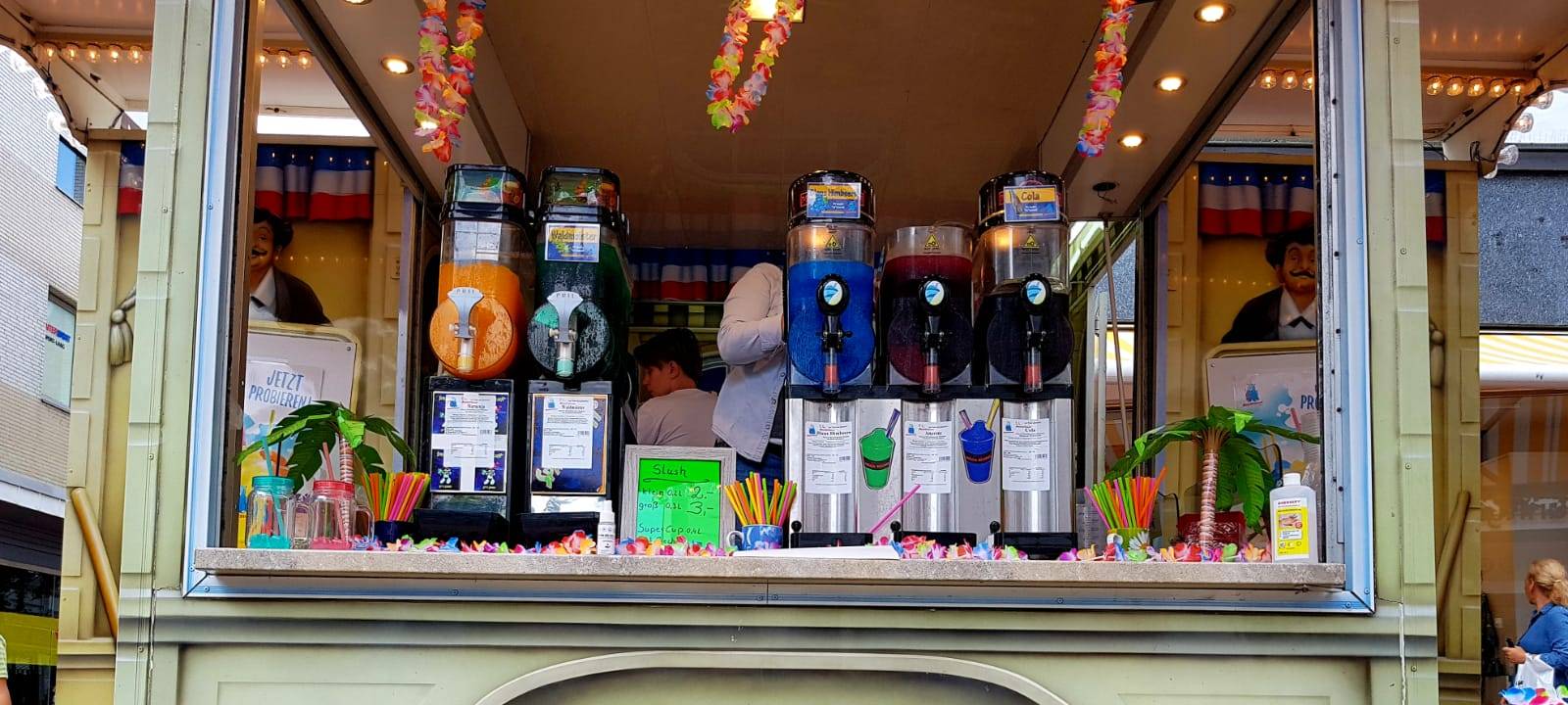 Für unseren Wochenrückblick ist Babette Horschler aus dem Antenne Unna-Team nach Lünen auf die kleine Mini-Kirmes gefahren.