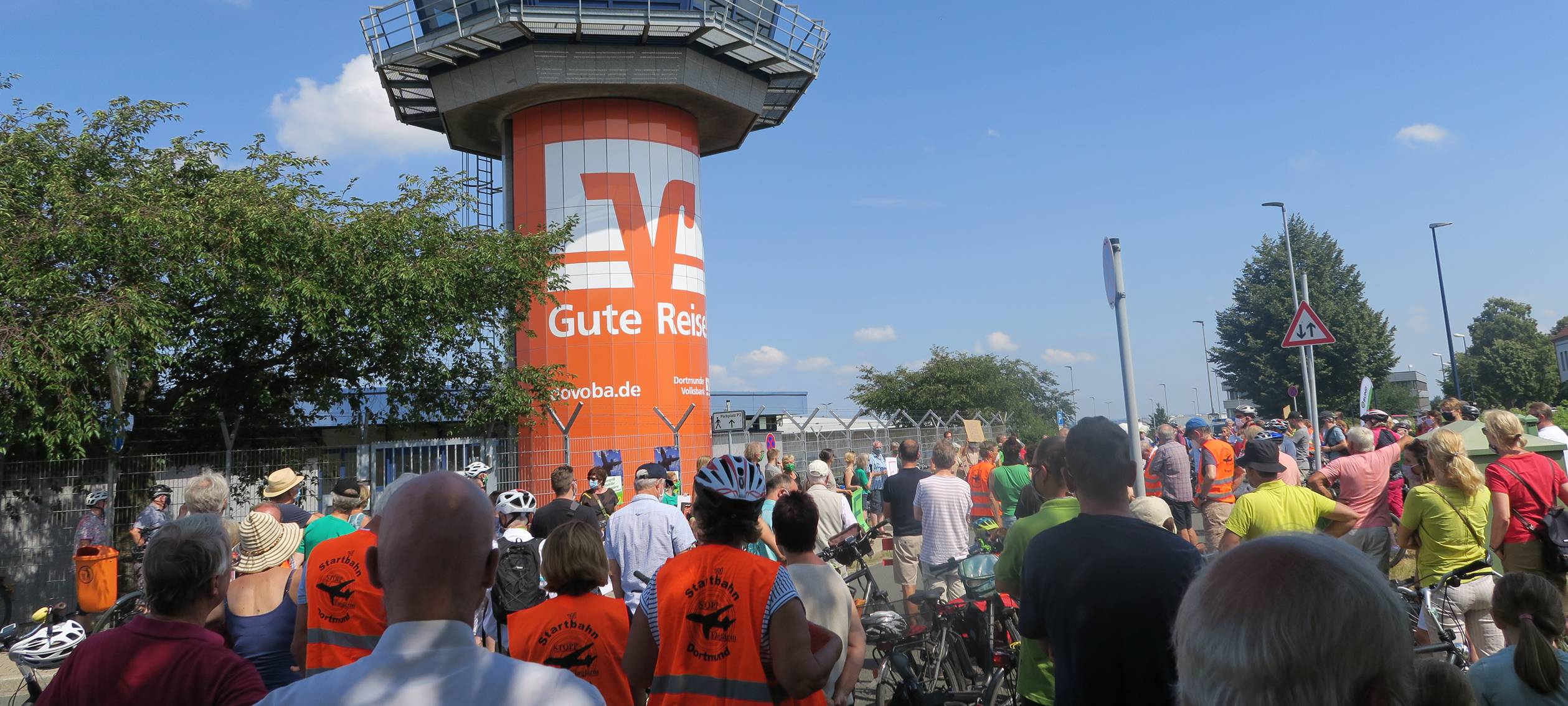 Schutzgemeinschaft protestiert gegen Flughafenausbau