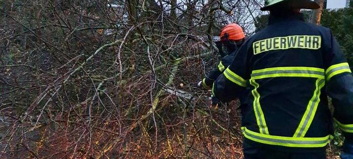 Zwei sturmbedingte Einsätze für die Bönener Wehr