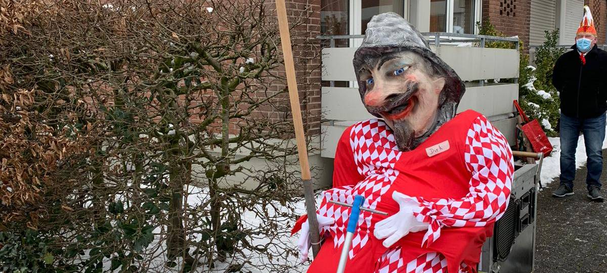 Unna: Karnevalsumzug ums Krankenhaus