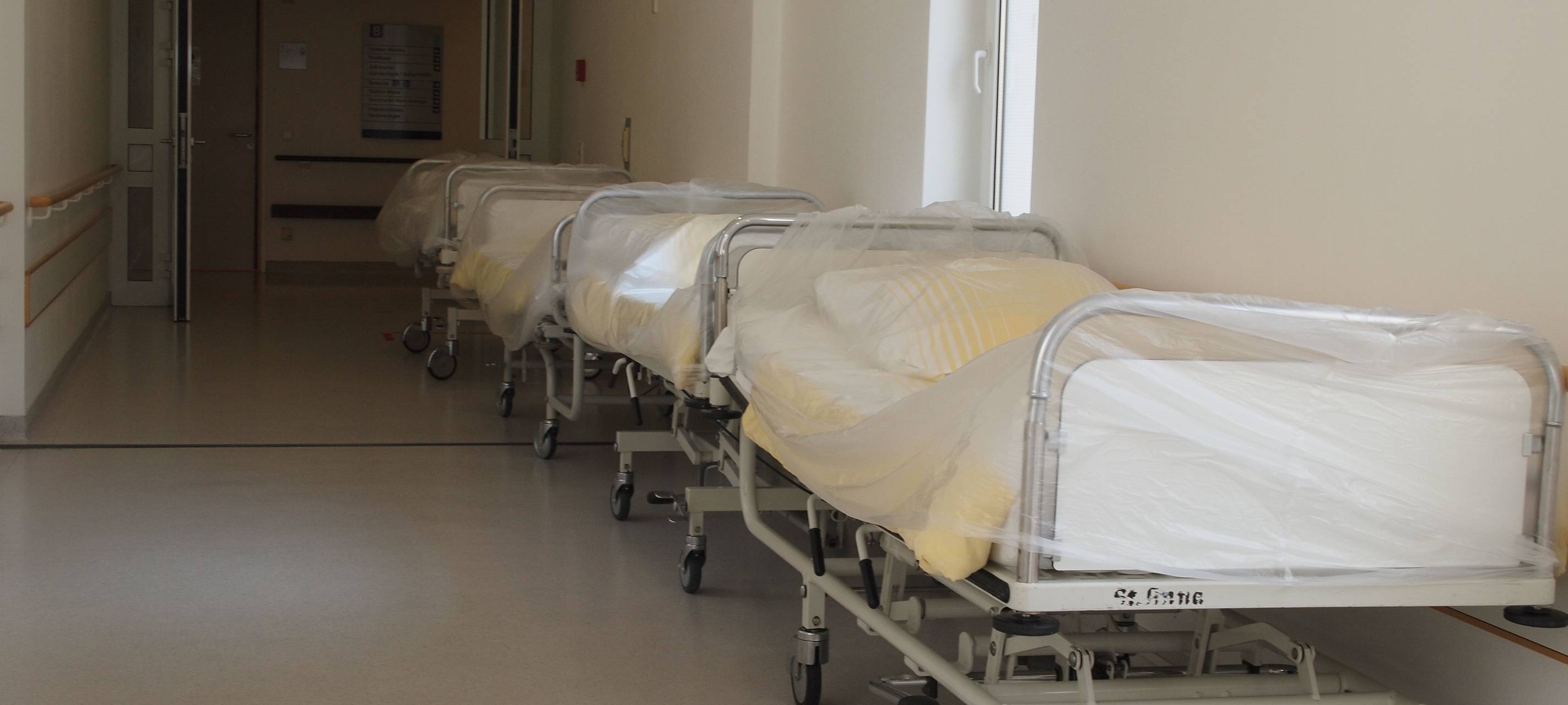 Kreis Unna: Klinik-Mitarbeiter protestieren für mehr Geld