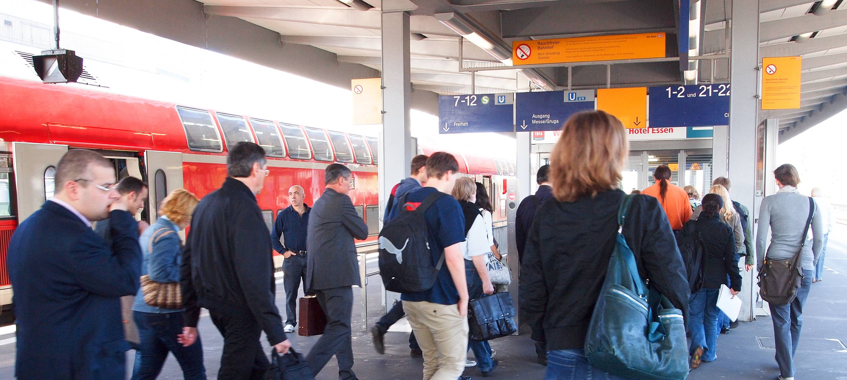 Bahn baut in den Ferien - viele Fahrplanänderungem