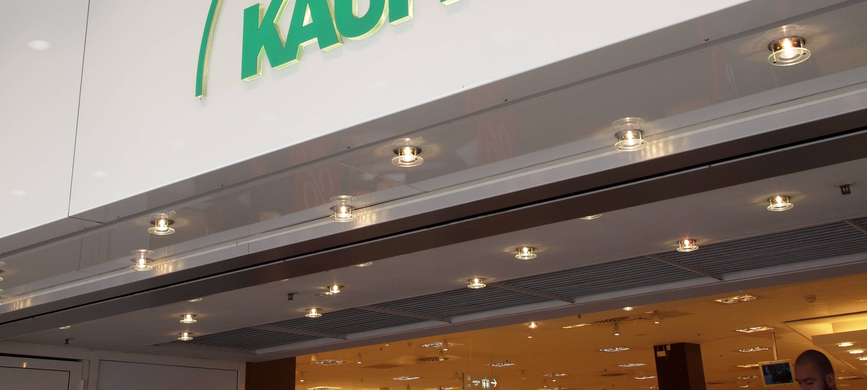 Gläubiger entscheiden über Zukunft von Galeria Karstadt Kaufhof