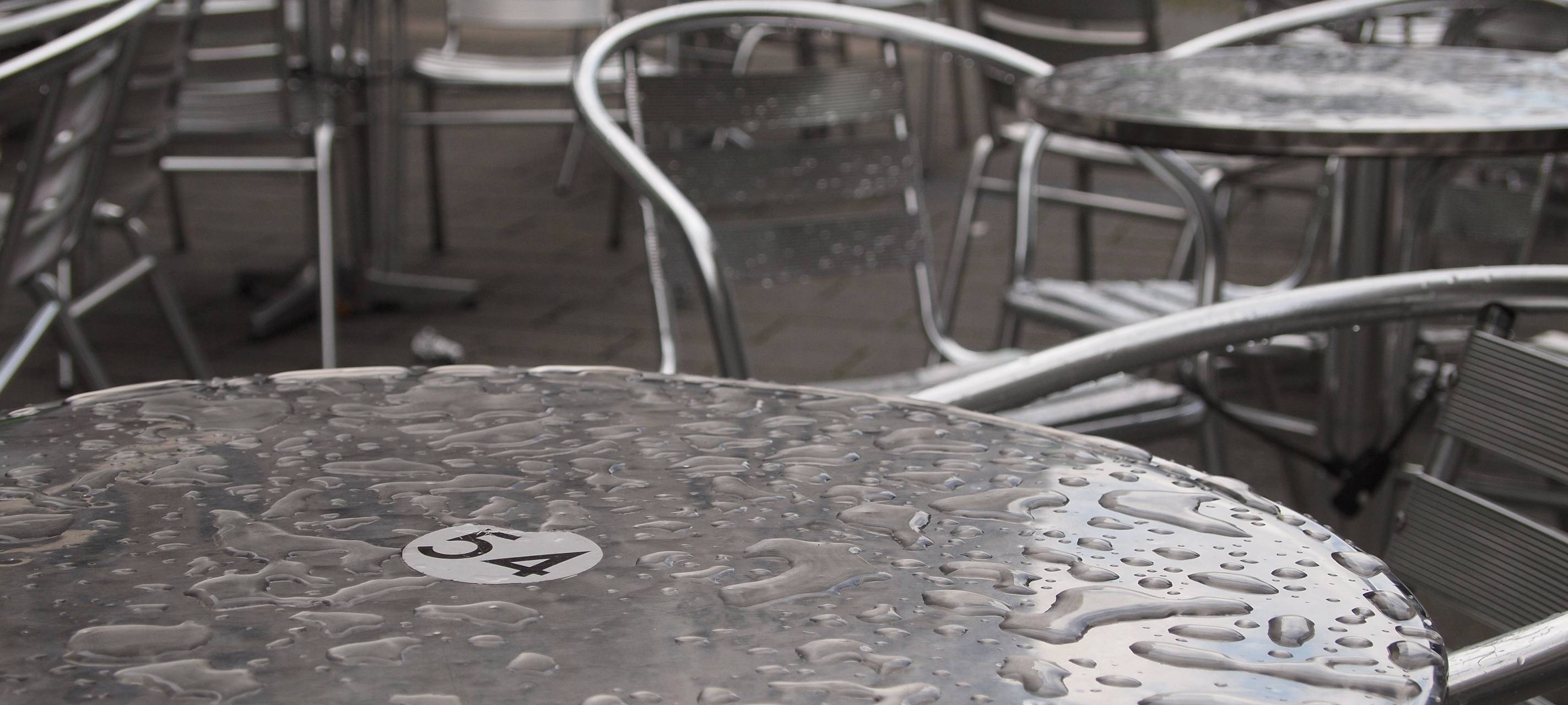 Corona bedroht Existenzen – IHK weitet Hotline-Zeiten aus