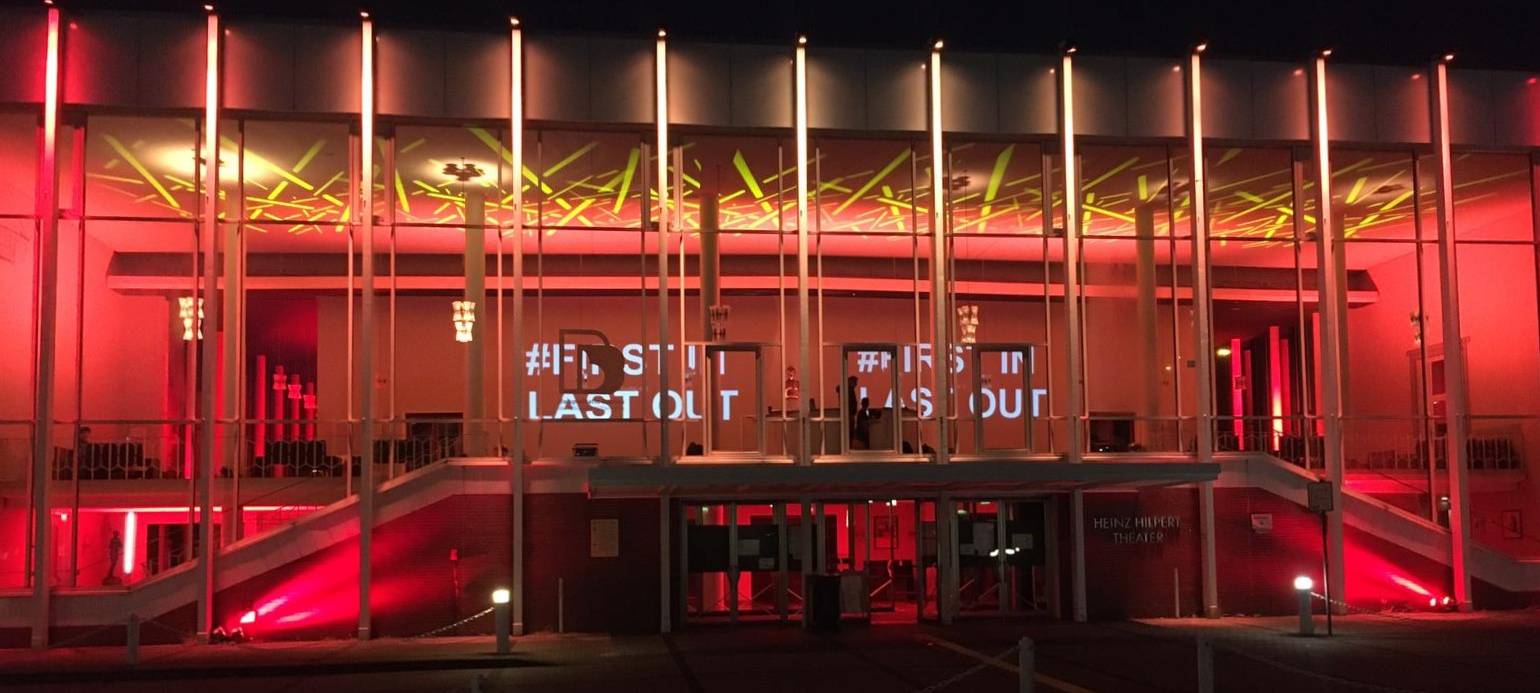 Night of Light: Theater in Lünen leuchtet rot