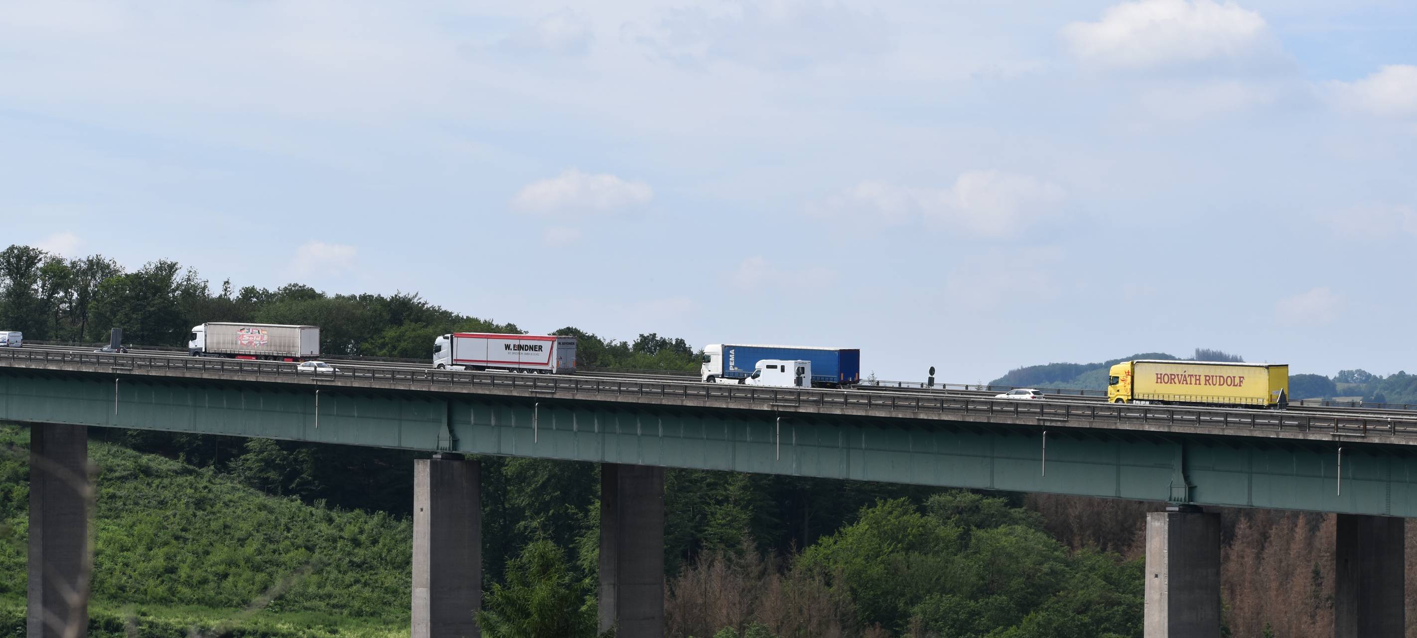 Corona: Verkehr auf Autobahnen nimmt wieder zu