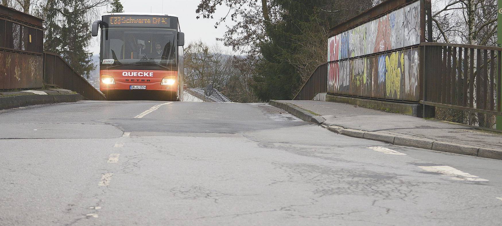 Diese Brücke am Kirschbaumsweg muss abgerissen und durch eine neue ersetzt werden.