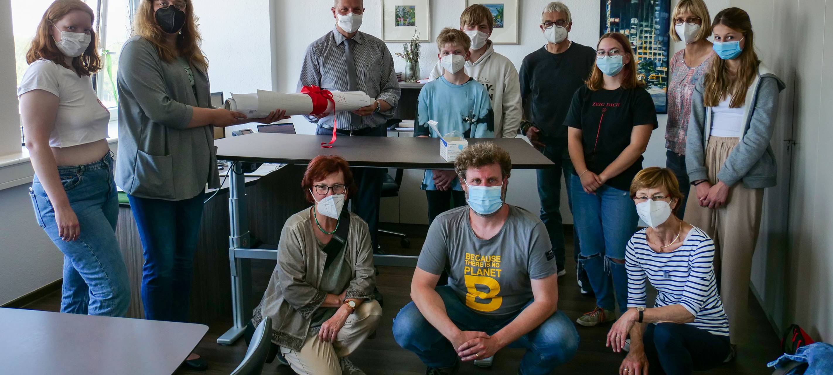 Lünen: Schüler übergeben Klimaschutzideen.