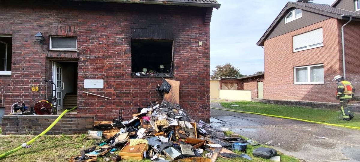 Bei dem Brand in Werne hat ein Mann schwere Verletzungen erlitten.