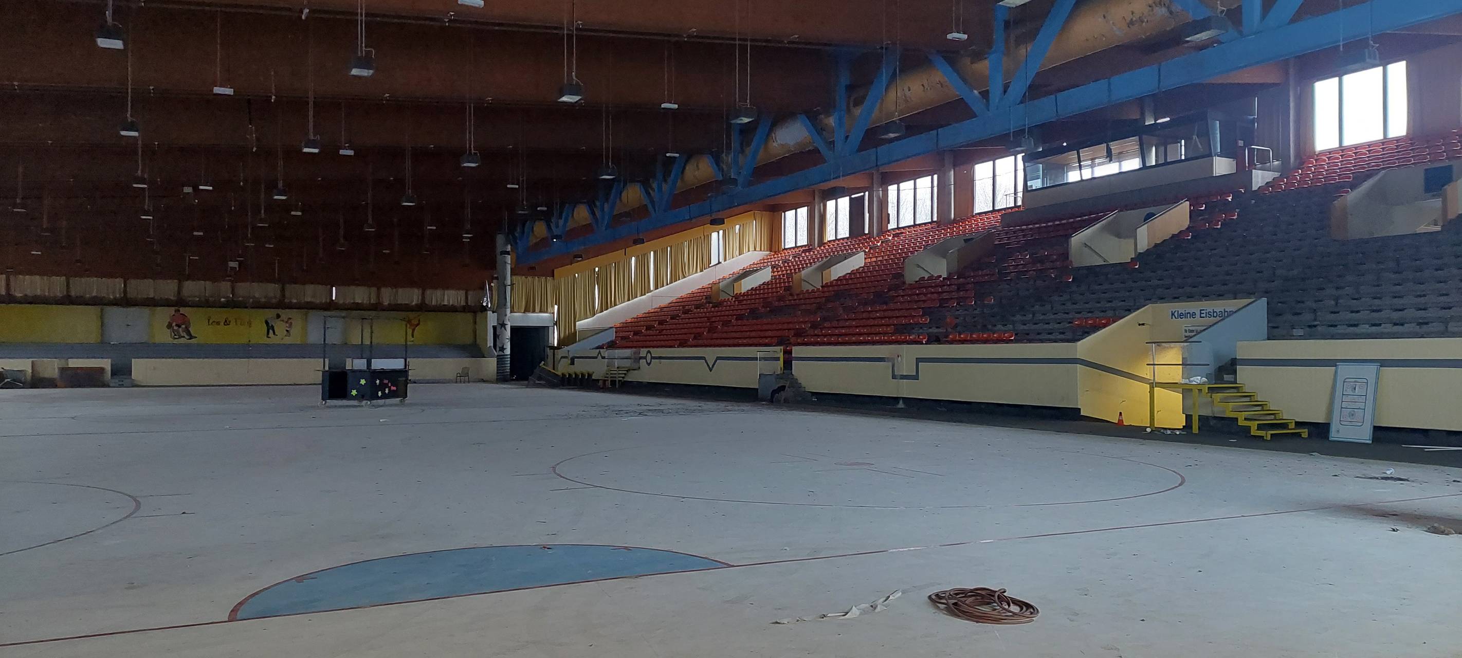 Die leere Eishalle in Unna.