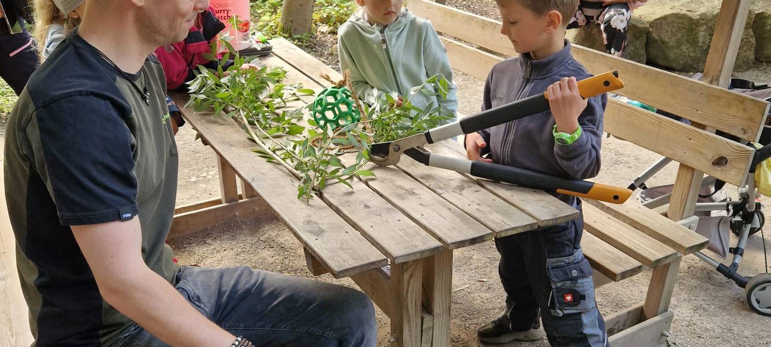 Mini-Tierpfleger im Tierpark in Hamm