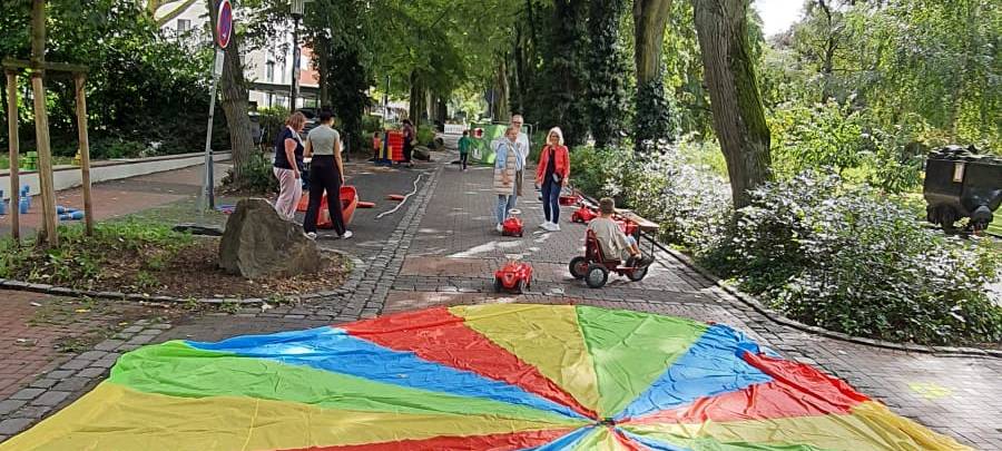 Kinder dürfen in Holzwickede auf der Straße spielen