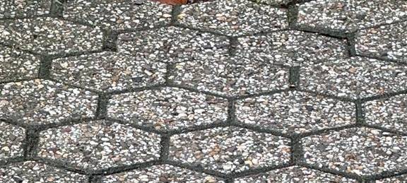 Hortensienweg in Unna: Dauerregen soll der Grund für krasse Risse in Wohnhäusern sein