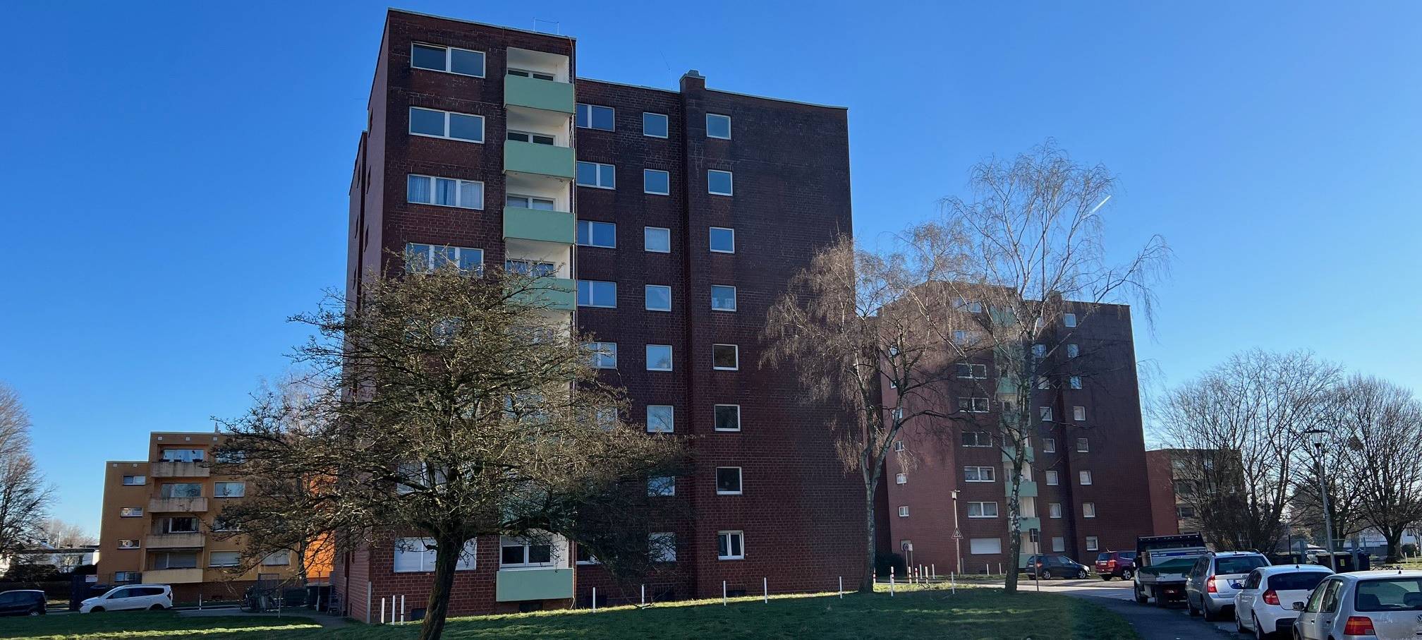 Ohne Strom und Gas: Bewohner halten an "unbewohnbarem Haus" in Kamen fest