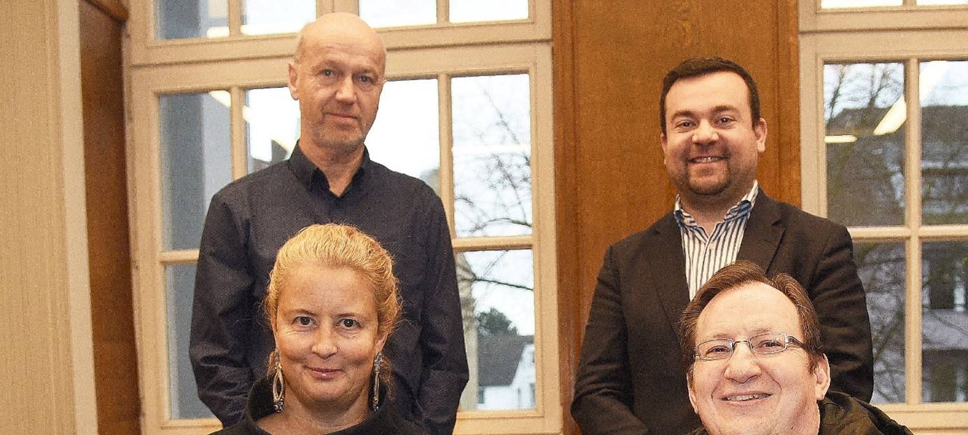 Schwerte spendet Monatslöhne für guten Zweck