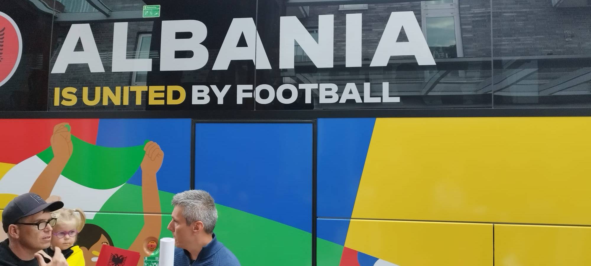 Die albanische Nationalmannschaft ist in Kamen