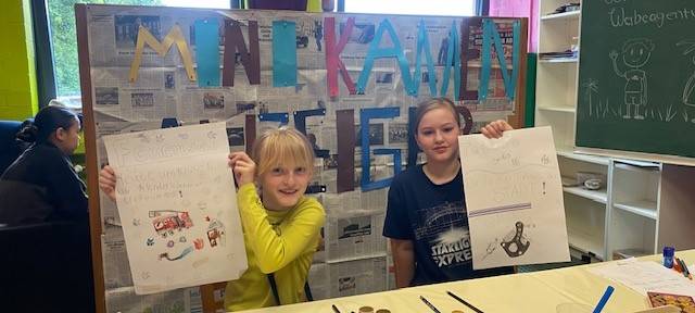 Mini-Kamen: 300 Kinder spielen eine Stadt nach