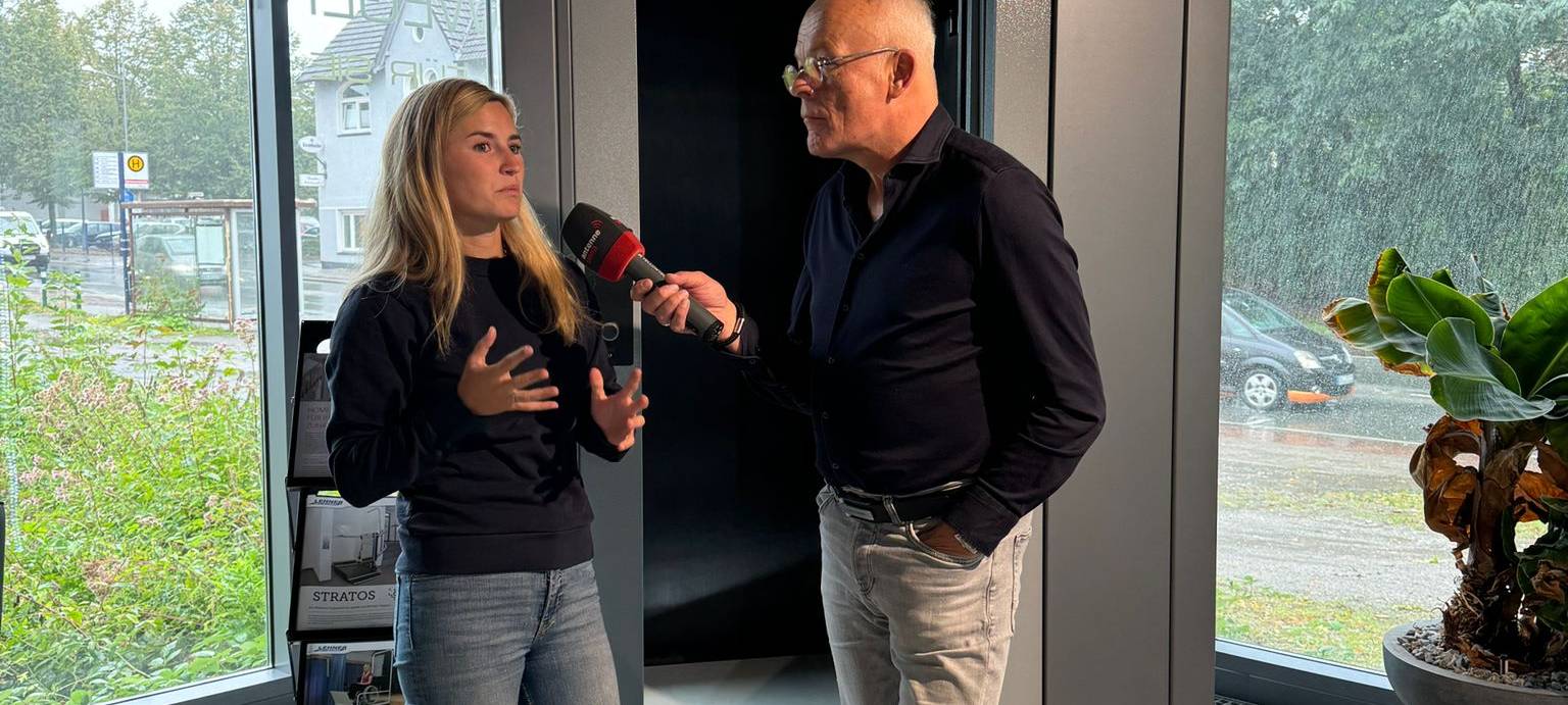 Frühstück vorm Aufzug in Schwerte