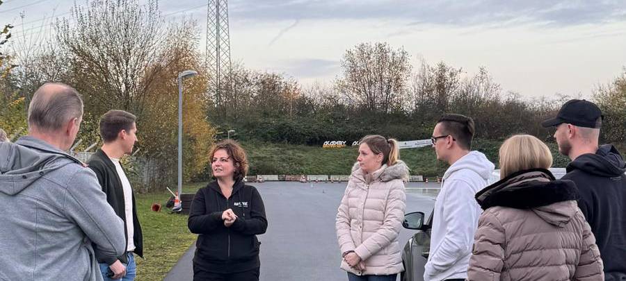 Bremsen bis die Reifen quietschen