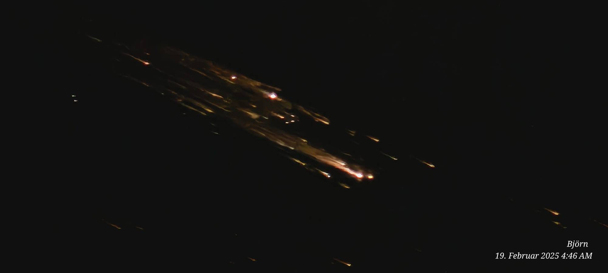 Verglühende Raketenstufe über dem Kreis Unna