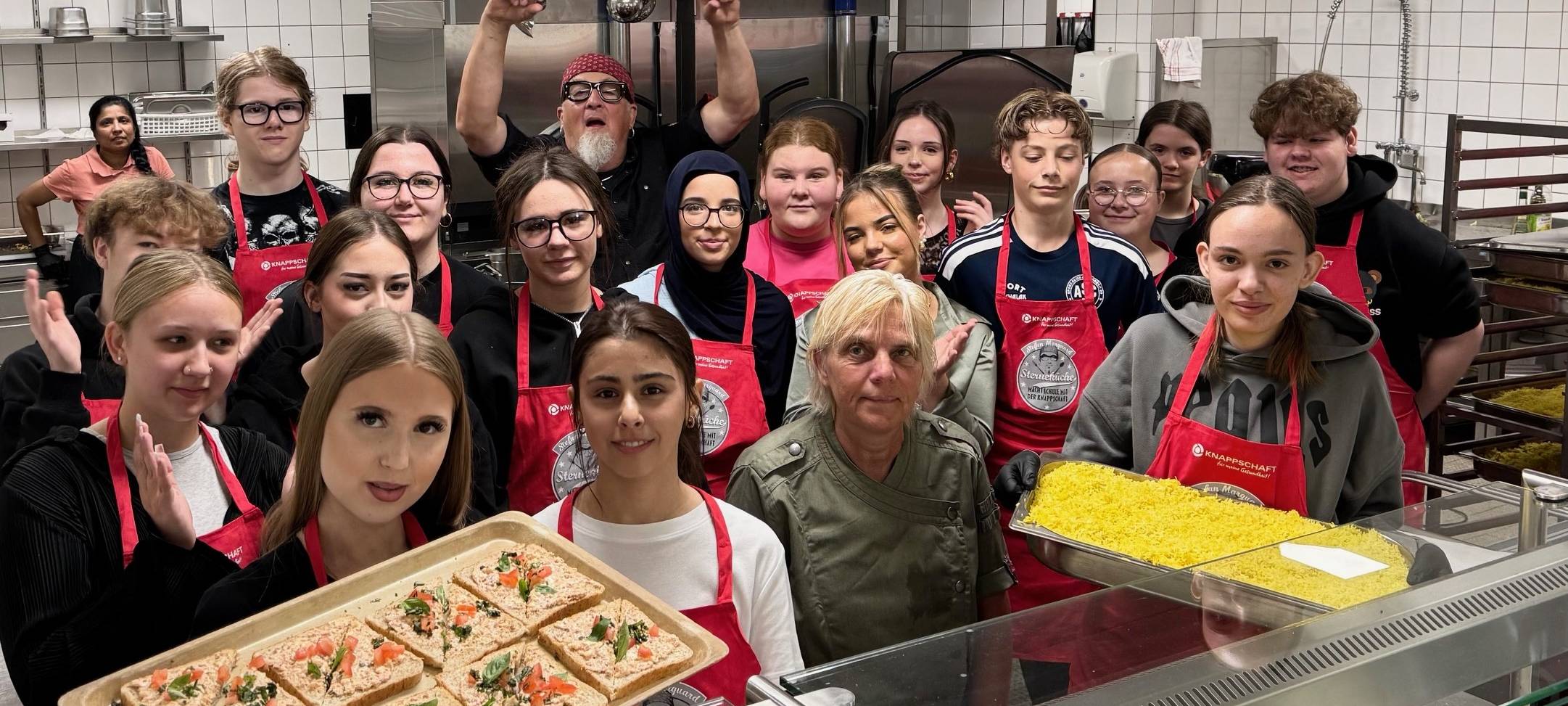 Gesunde Schulverpflegung mit Sternekoch in Unna-Königsborn