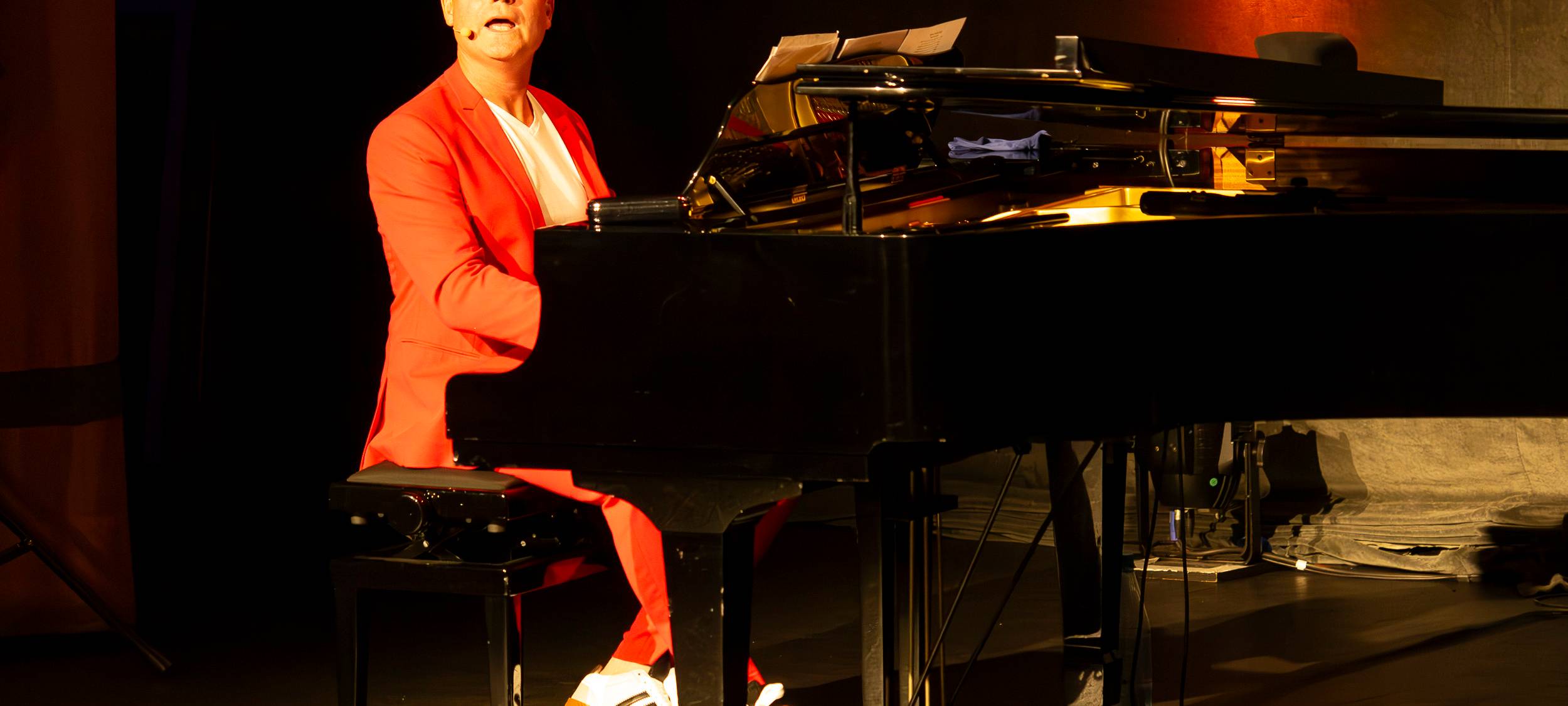 Das Savoy in Düsseldorf - Guido Cantz trat hier mit seinem neuen Tourprogramm "Komische Zeiten" auf