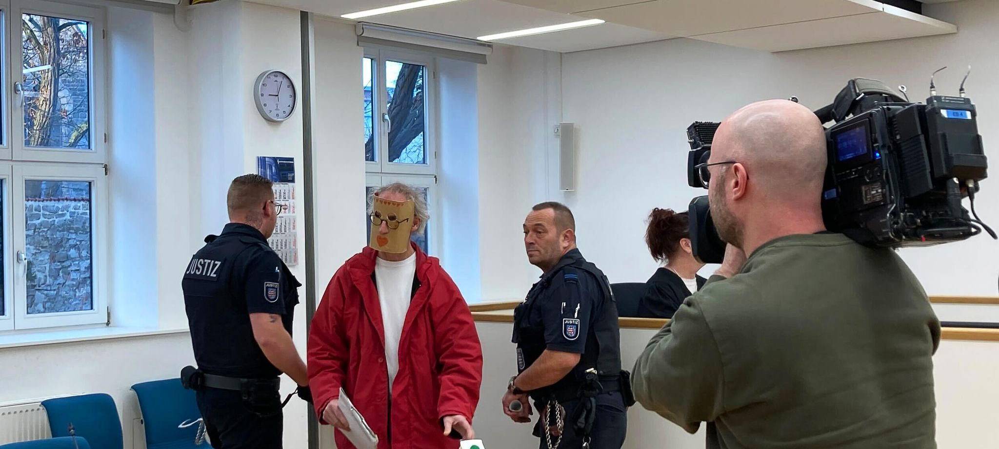 Prozessauftakt um mutmaßliche Geiselnahme in Erfurt