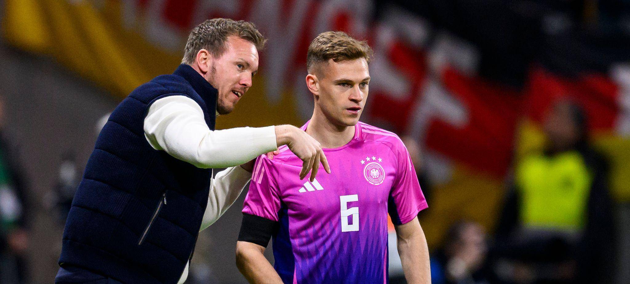 Julian Nagelsmann (l) und Joshua Kimmich