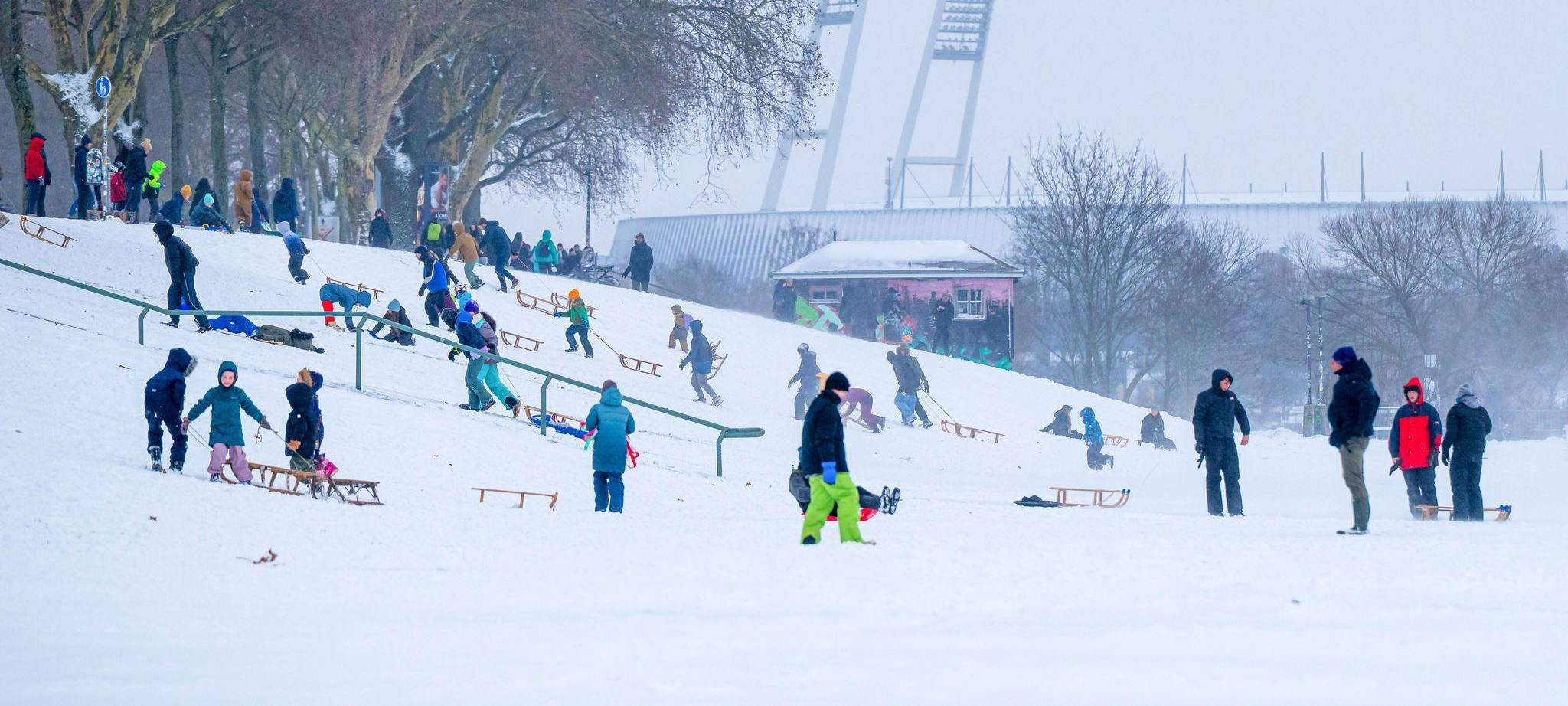 Schnee am Weserstadion