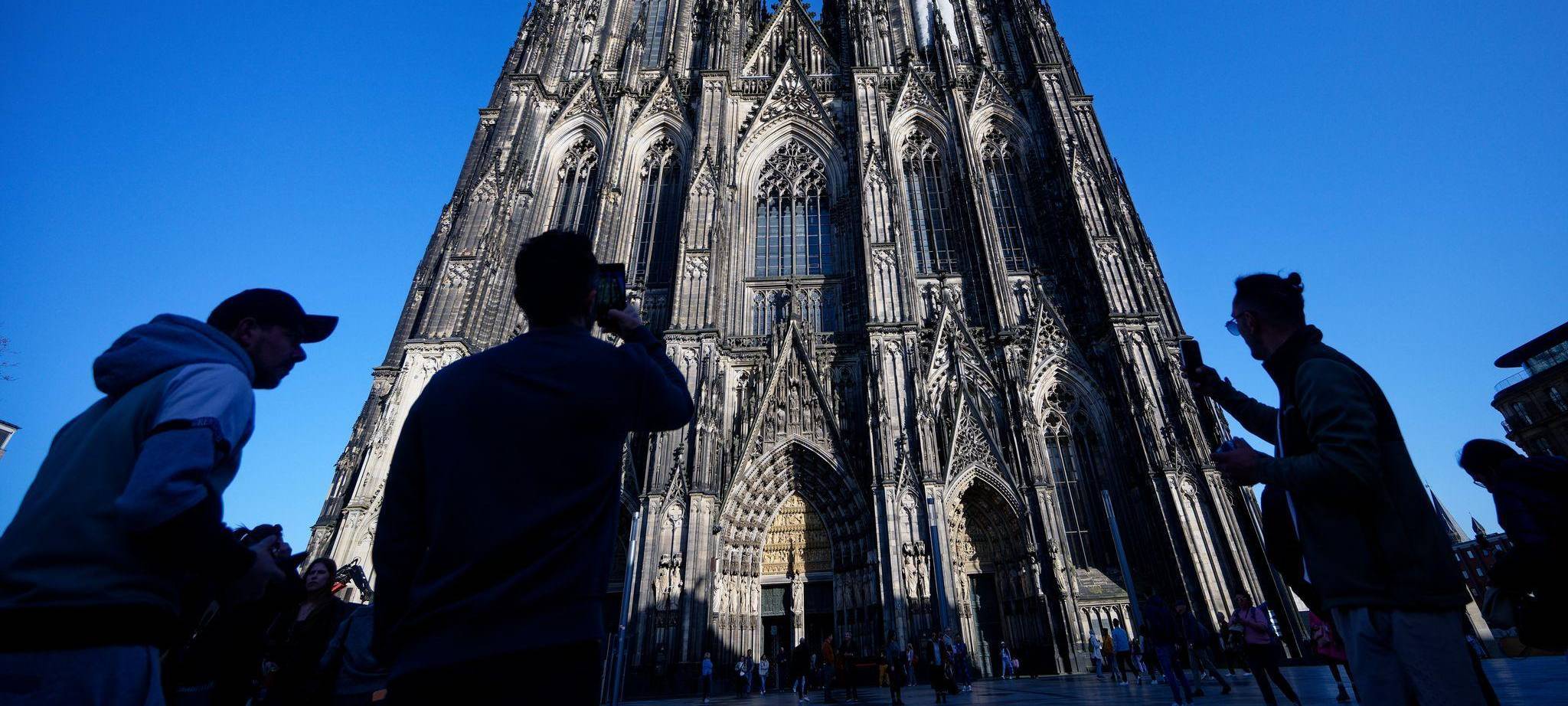 Kölner Dom kostet Touristen künftig Eintritt