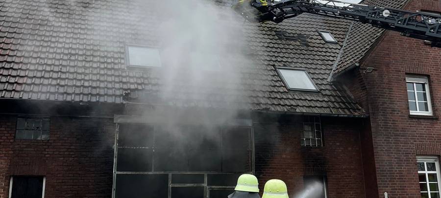 Werne: 100 Ferkel bei Scheunenbrand gestorben