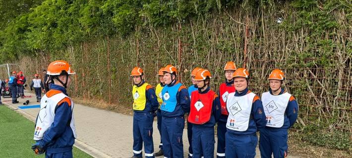 Höchste Auszeichnung erreicht: Sieben Jugendliche der Jugendfeuerwehr Werne bestehen Leistungsspange.