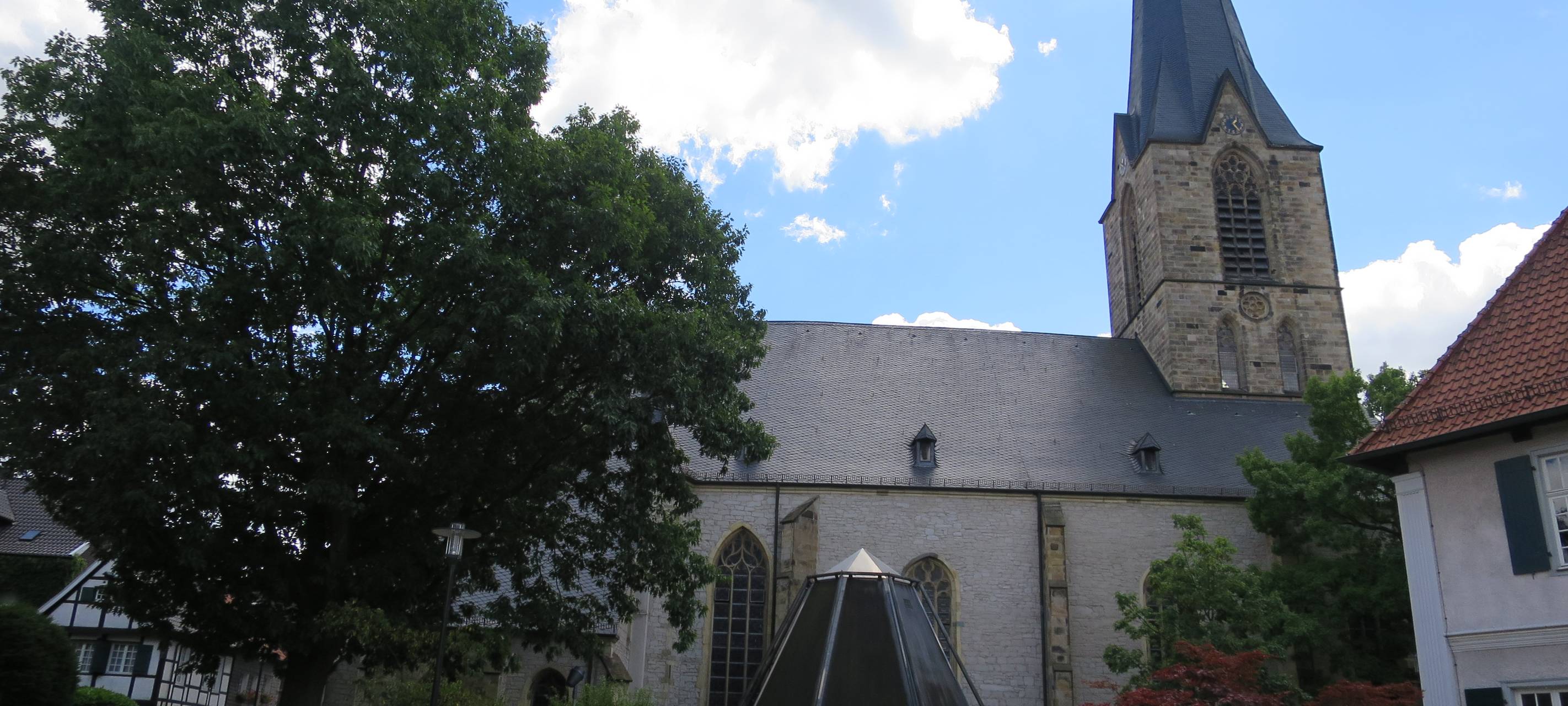 "Für menschliche Kirche"