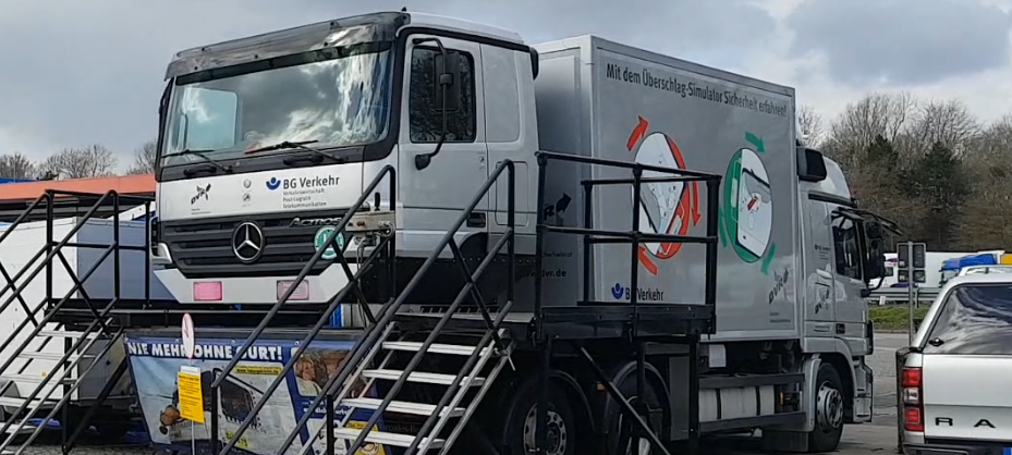 A2: Autofahrer können Unfälle simulieren