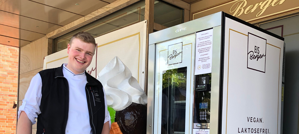 Peter Telgmann und sein Eisautomat